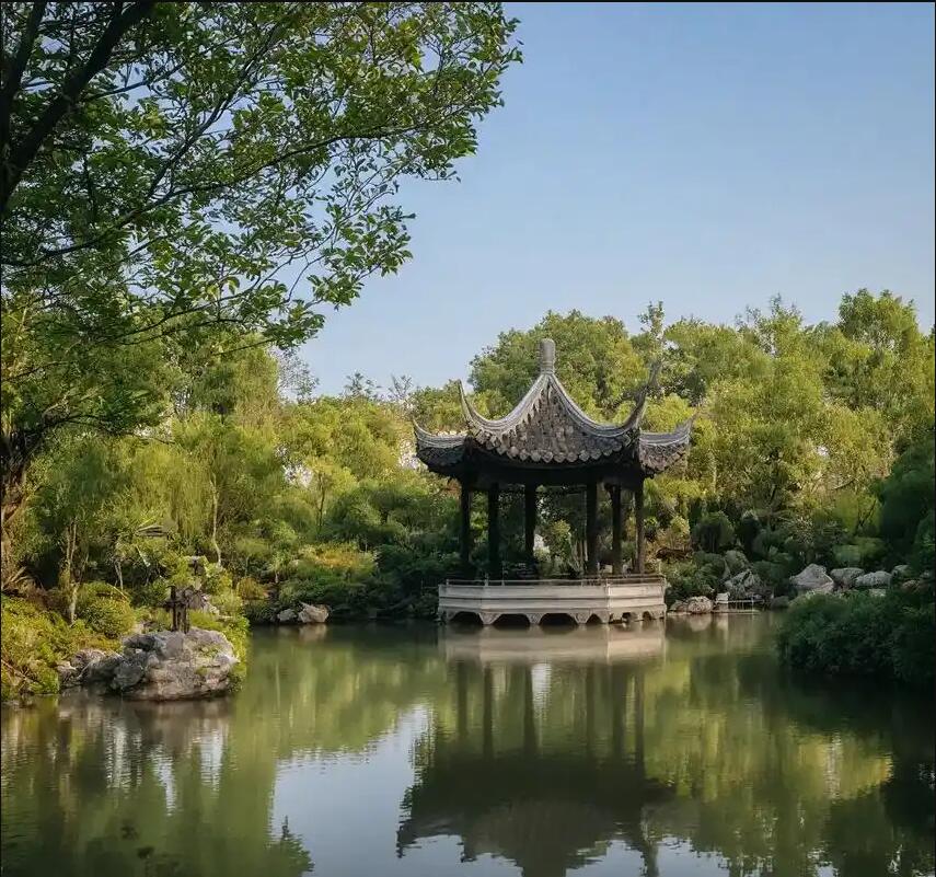 汝州雪枫土建有限公司